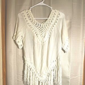 ViVI Ivory Crochet Tunic with Fringe